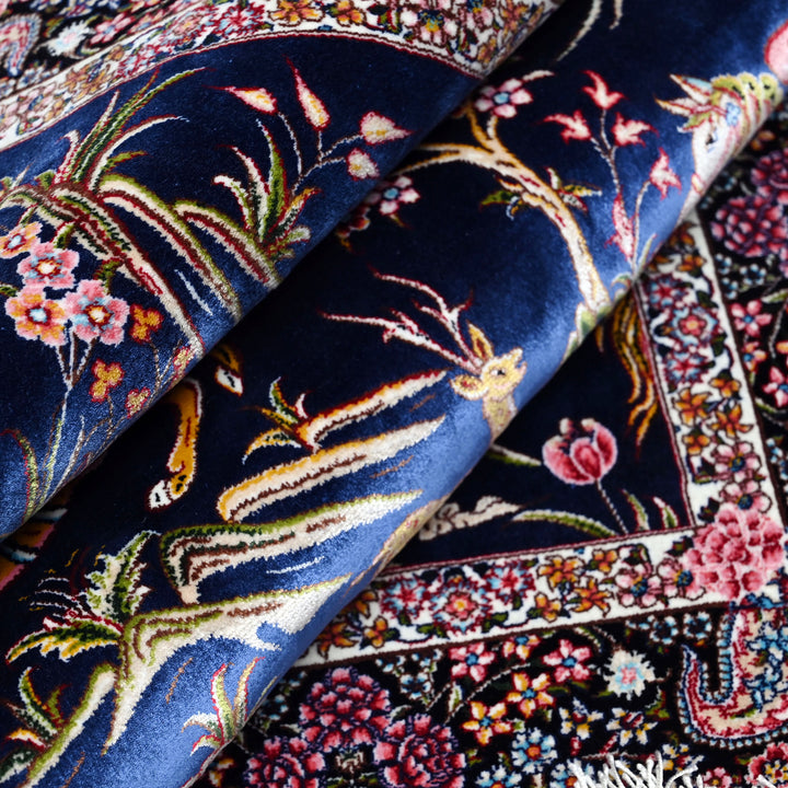 Supreme Fine Persian Silk Rug 2.5x4 Ft