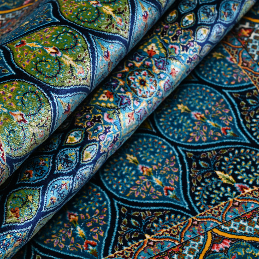 Supreme Fine Persian Silk Rug 2.5x4 Ft