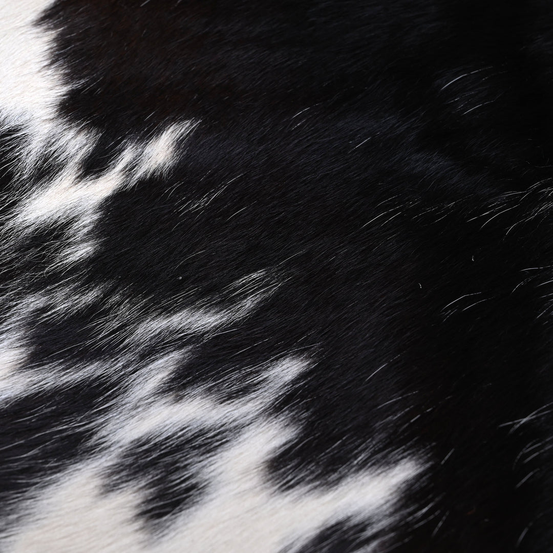 Classic Black & White Cowhide 4.5x5 FT