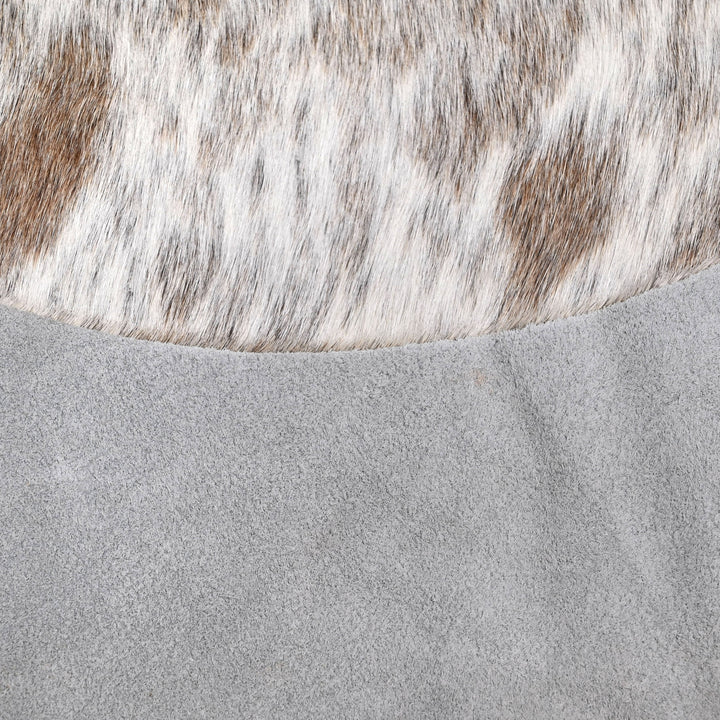 Salt & Pepper Speckled Cowhide 4.5x4.5 FT