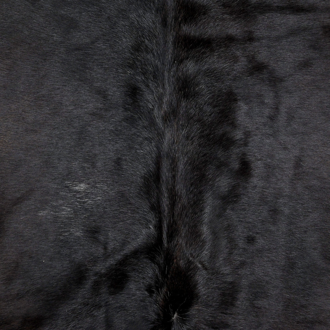 Deep Toned Speckle Accents Cowhide 6.5x6.5 FT