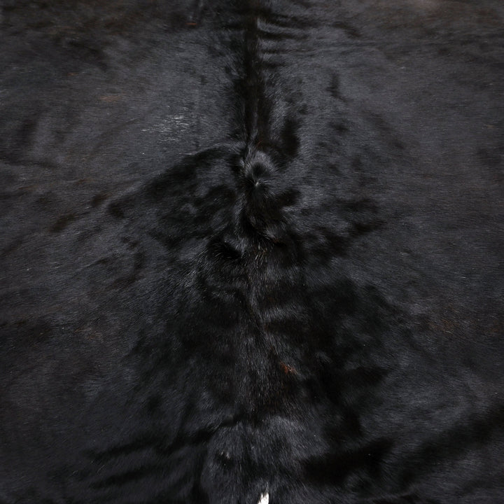 Deep Toned Speckle Accents Cowhide 6.5x6.5 FT
