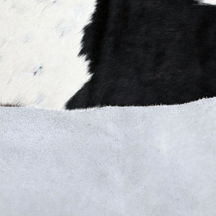 Classic Holstein Piebald Cowhide 6x6.5 FT