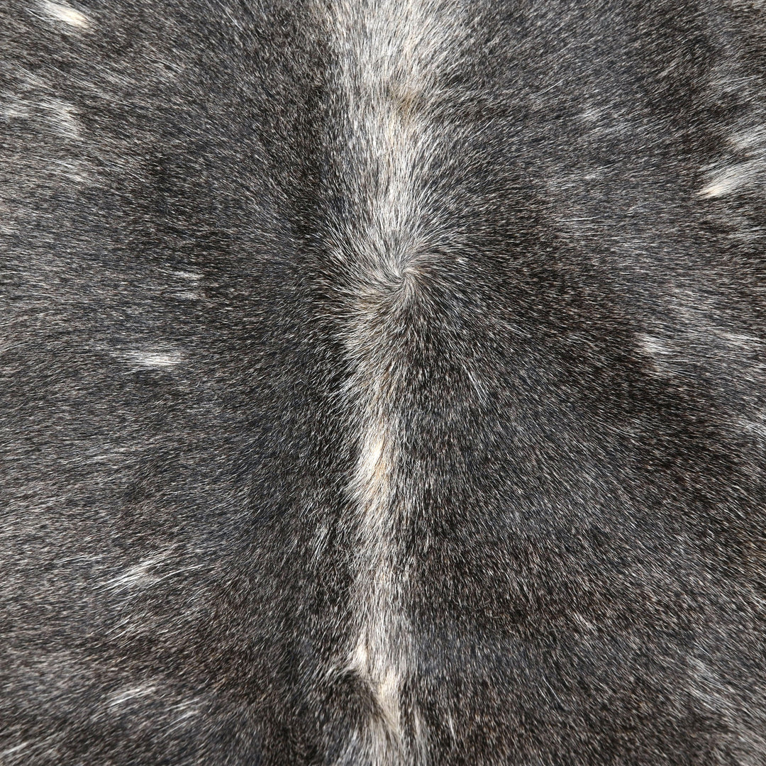 Deep Toned Speckle Accents Cowhide 6.5x6.5 FT