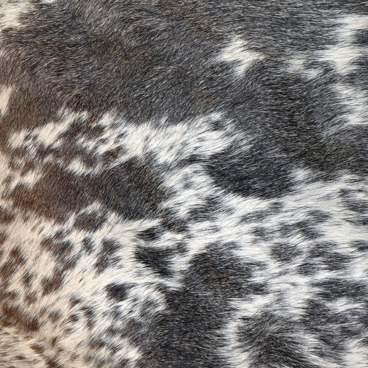 Deep Toned Speckle Accents Cowhide 6.5x6.5 FT