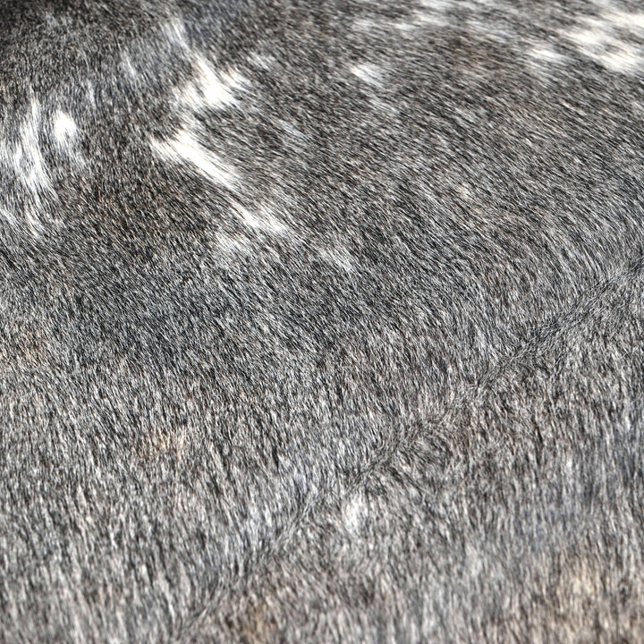 Deep Toned Speckle Accents Cowhide 6.5x6.5 FT