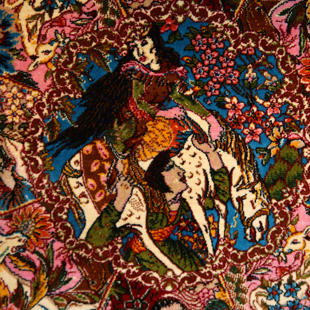 Supreme Fine Persian Silk Rug 2.5x4 Ft