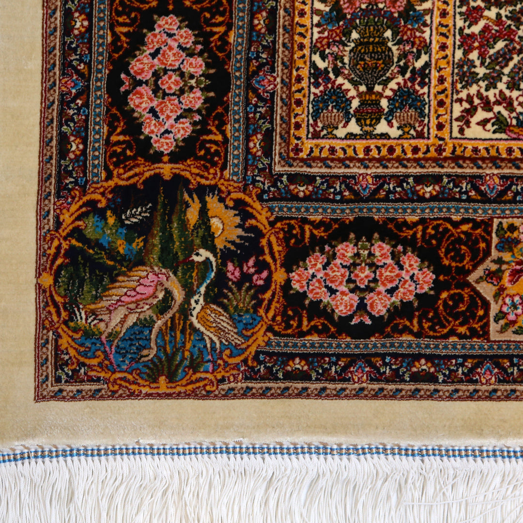 Supreme Fine Persian Silk Rug 2.5x4 Ft