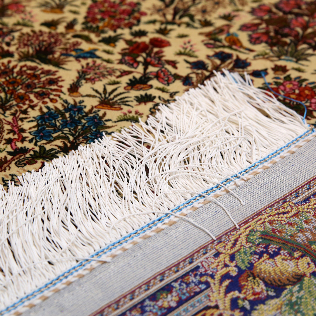 Supreme Fine Persian Silk Rug 2.5x4 Ft