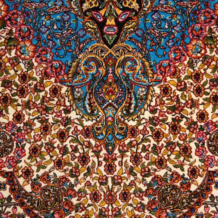 Supreme Fine Persian Silk Rug 2.5x4 Ft