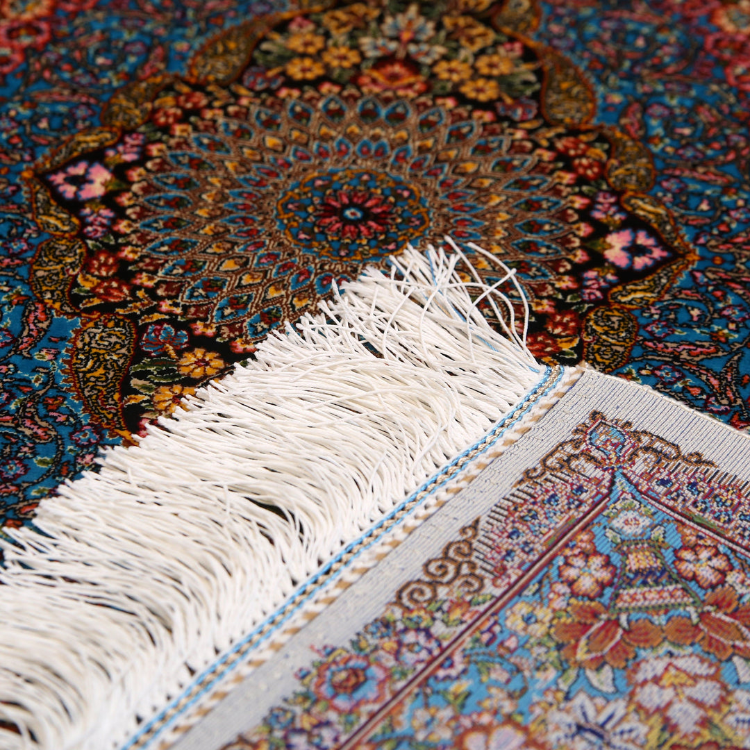 Supreme Fine Persian Silk Rug 2.5x4 Ft