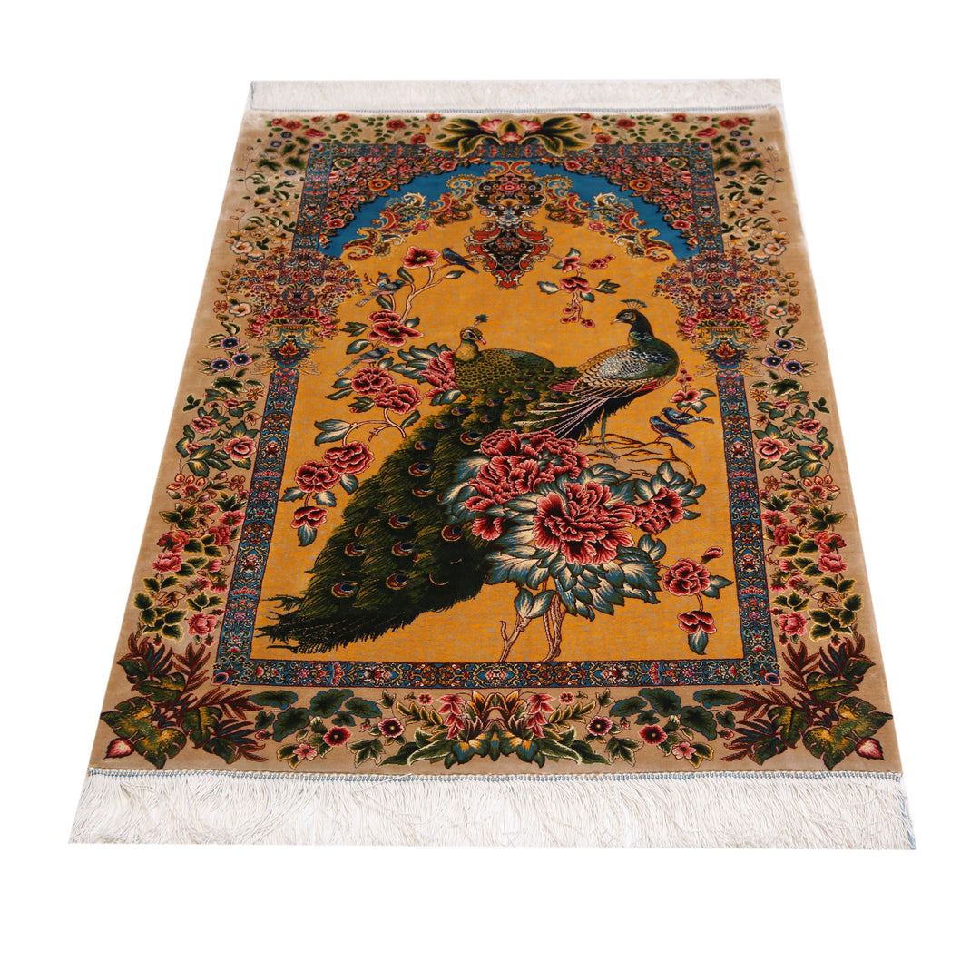 Supreme Fine Persian Silk Rug 2.5x4 Ft