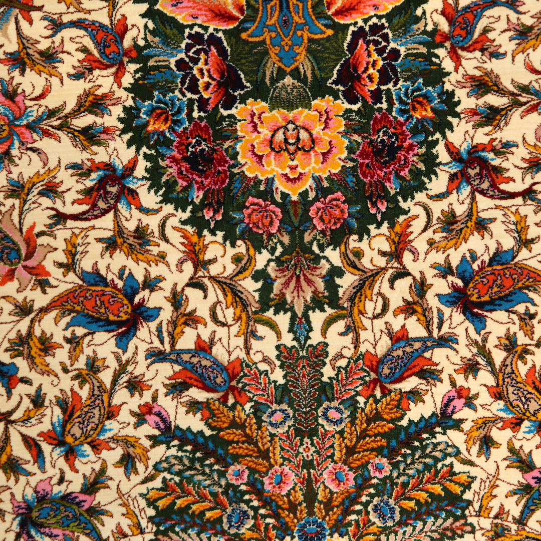 Supreme Fine Persian Silk Rug  Ethereal Harmony 2.5x4 Ft