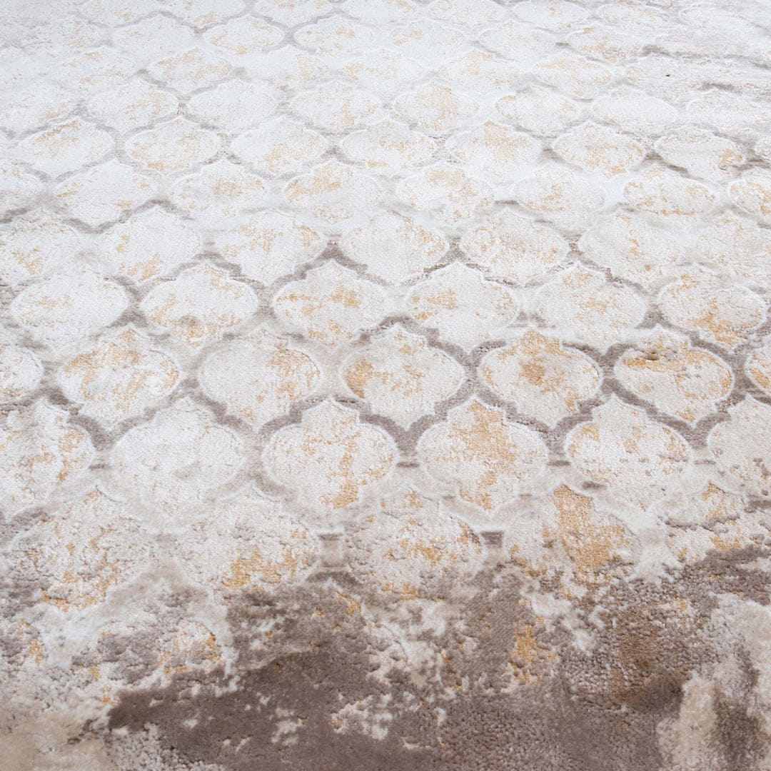 Off White Plain Turkish Rug 5X8 FT