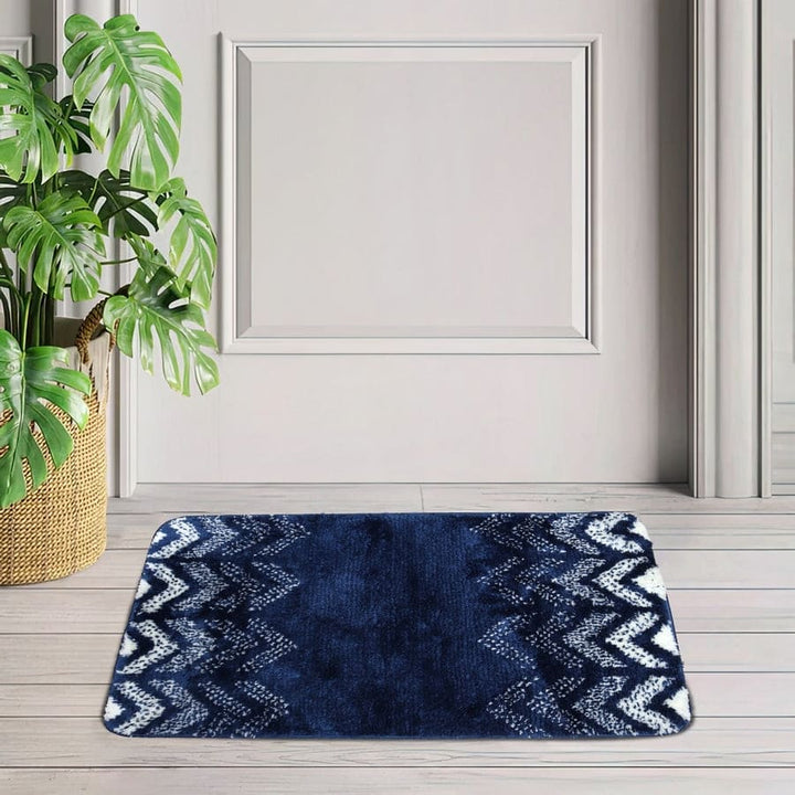 Soft Chevron Patterned Grey Bath Mat 50x80cm
