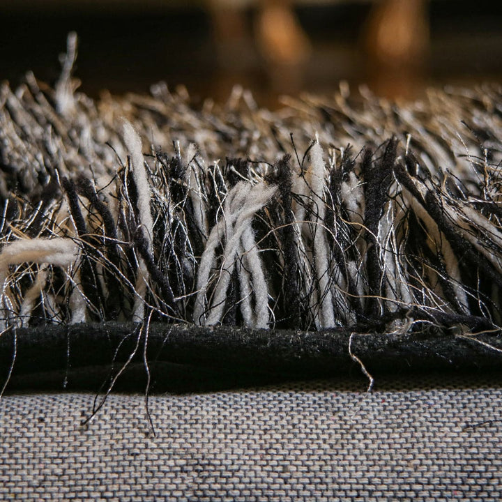 Black & Grey Shaggy Rug 4x6 ft