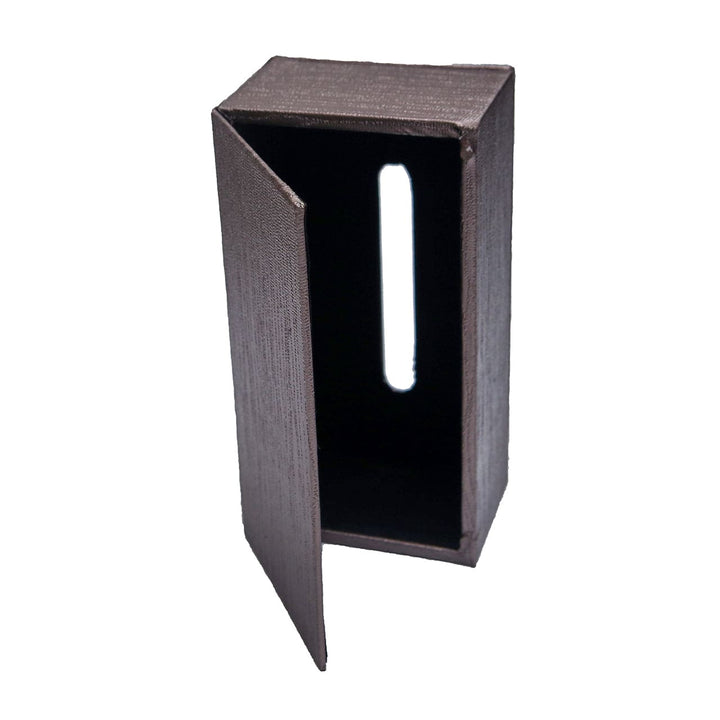 Brown Line Tissue Box (L)