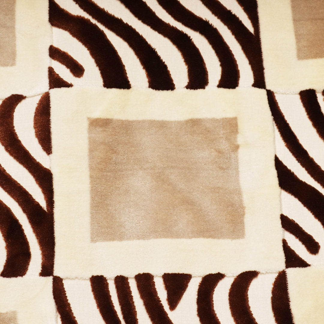 Turkish Embossed Rug 5x8 FT