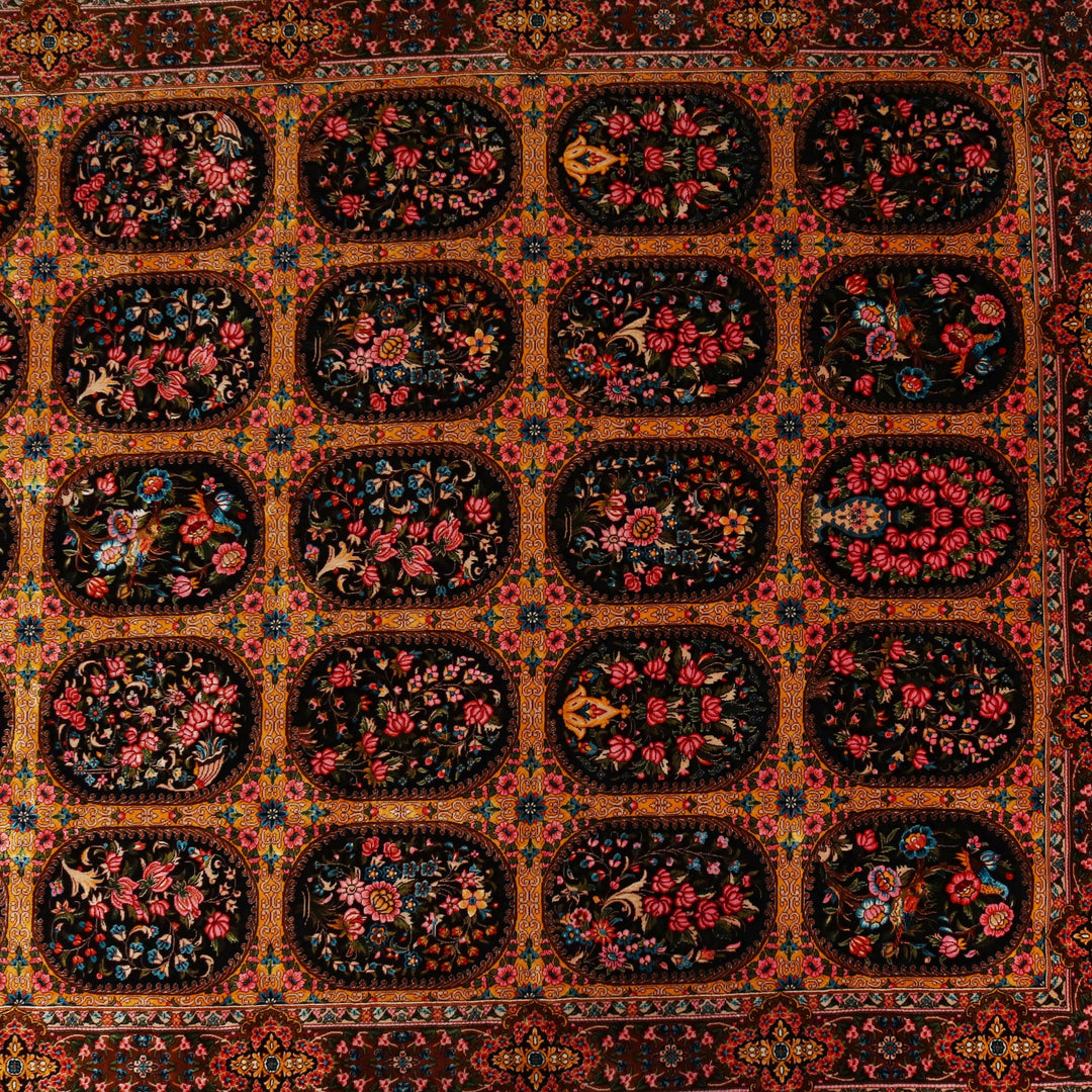 Supreme Fine Persian Silk Rug 4X6 Ft