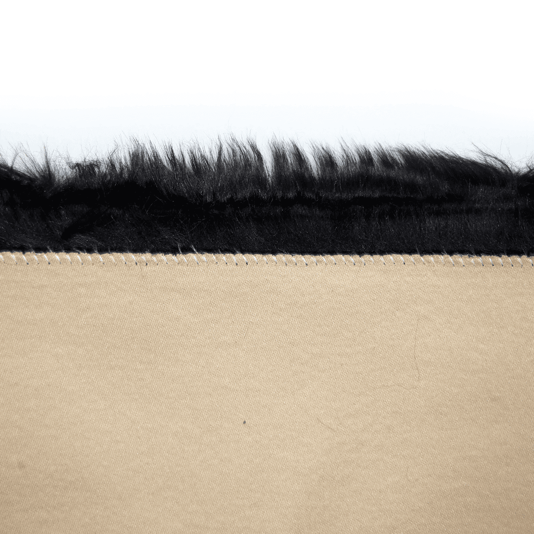 Black Small Fur Throw 2x3 ft