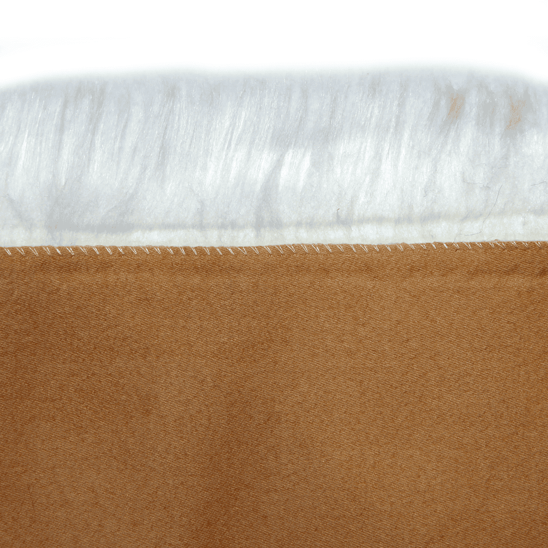 White Fur Runner 2x6 ft