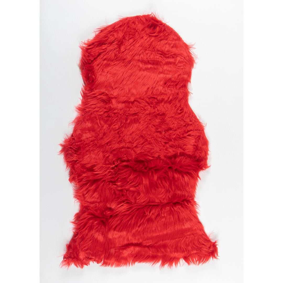 Red Small Fur Throw 2x3 ft