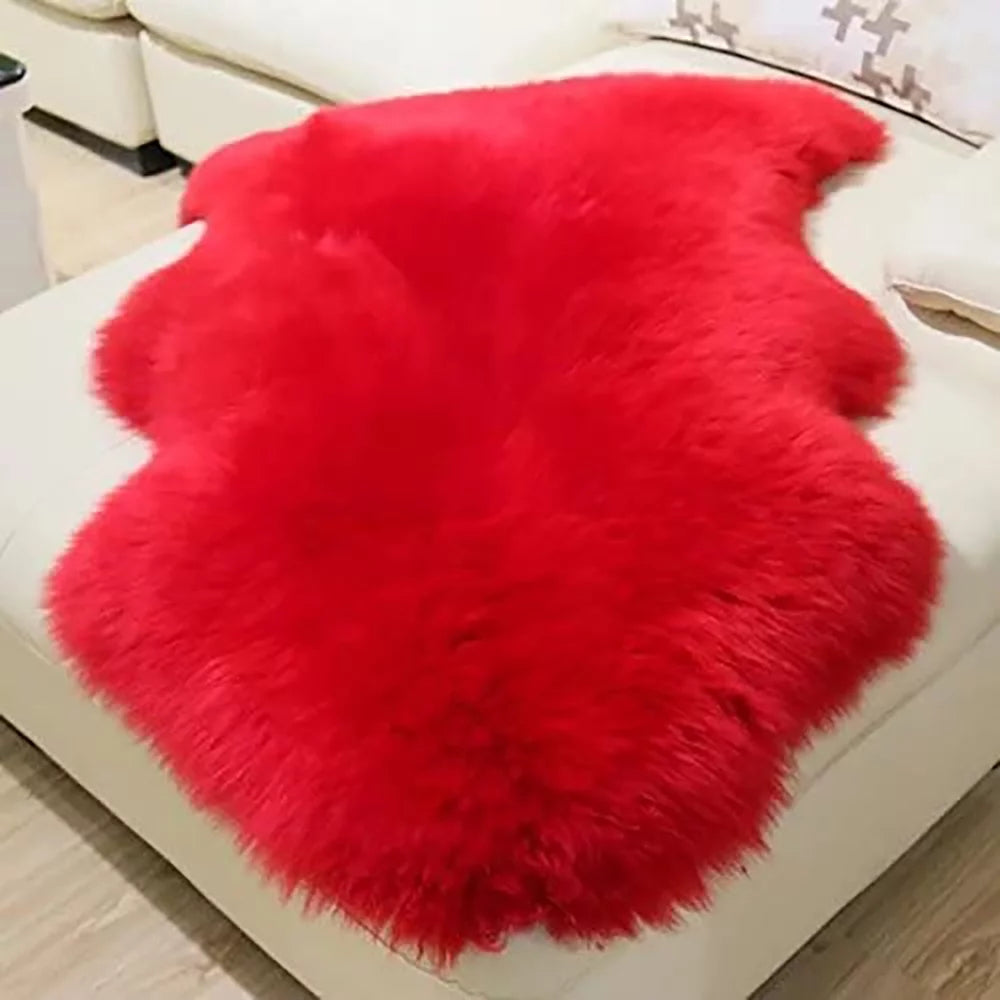 Red Small Fur Throw 2x3 ft