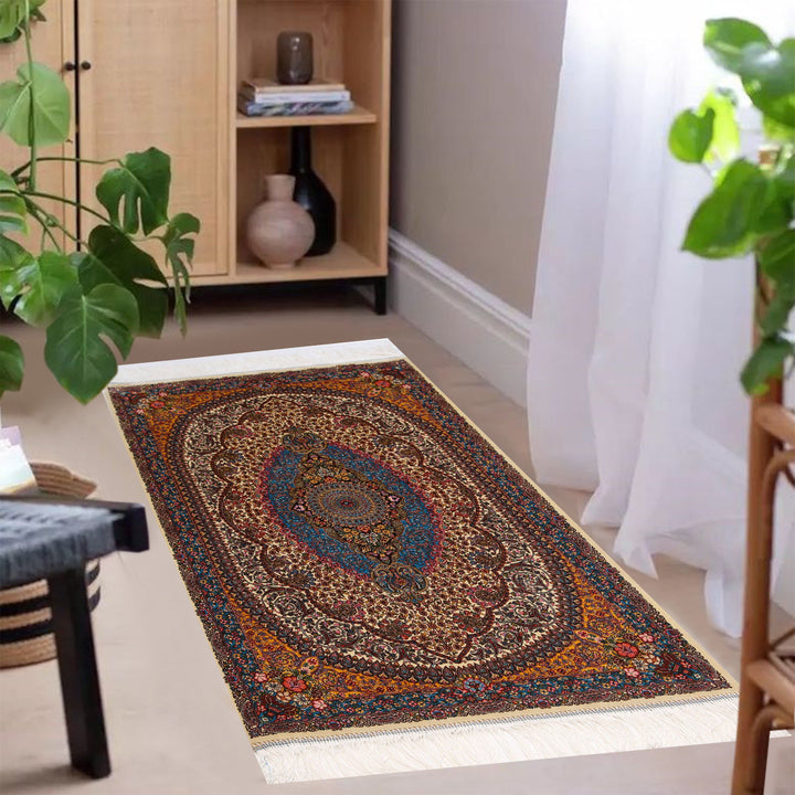 Supreme Fine Persian Silk Rug 2.5x4 Ft