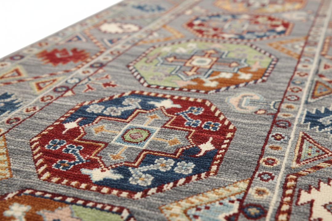 Khurjin Grey Runner Close-up 2