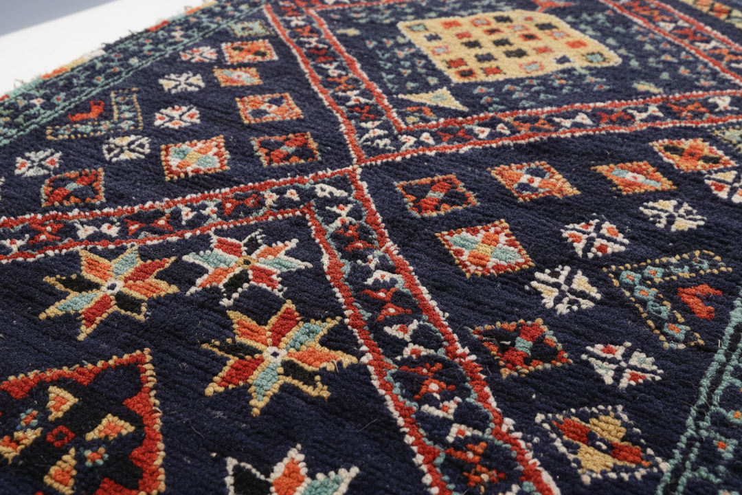 Traditional Moroccan Handmade Rug 9009 Close-up 1
