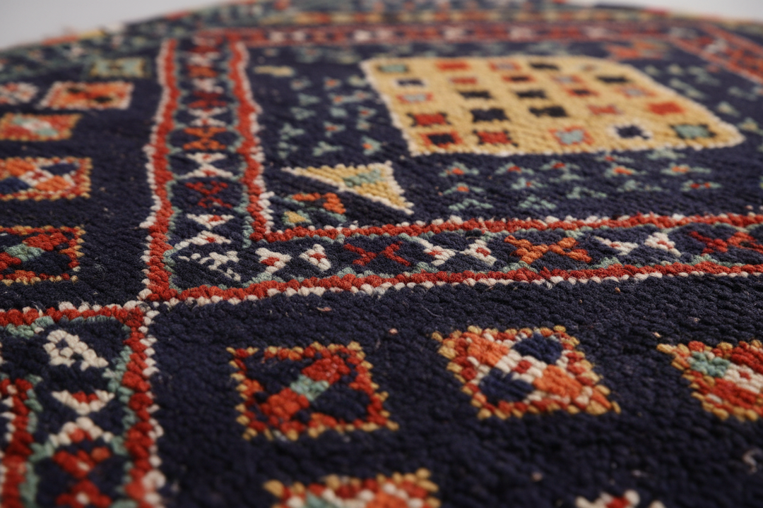 Traditional Moroccan Handmade Rug 9009 Close-up 2