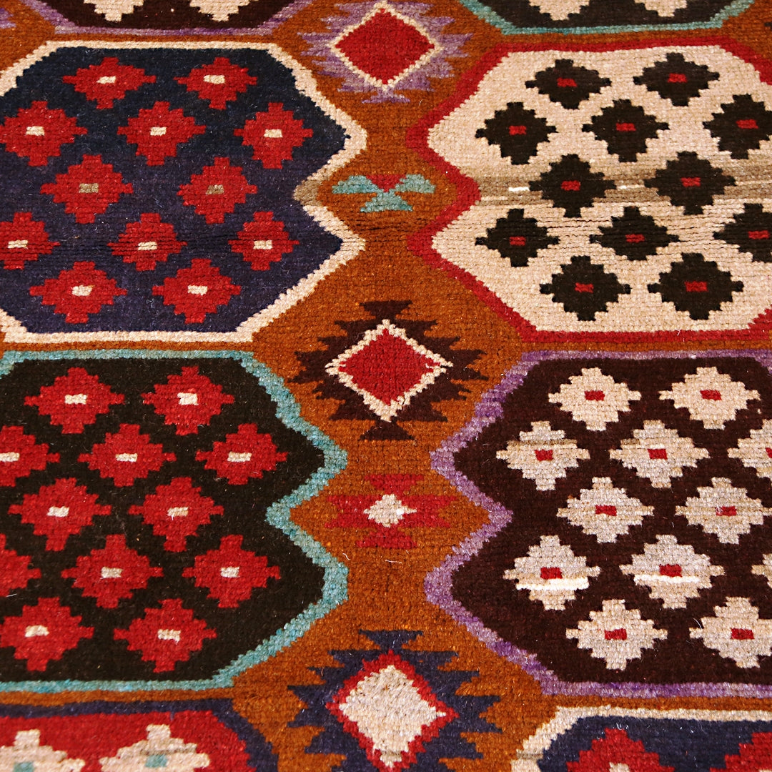 Balochi Rug - 4x6 Ft