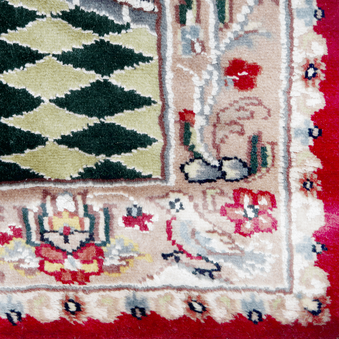 Anarkali Design Handknotted Silk Pictorial Rug 4x6 ft