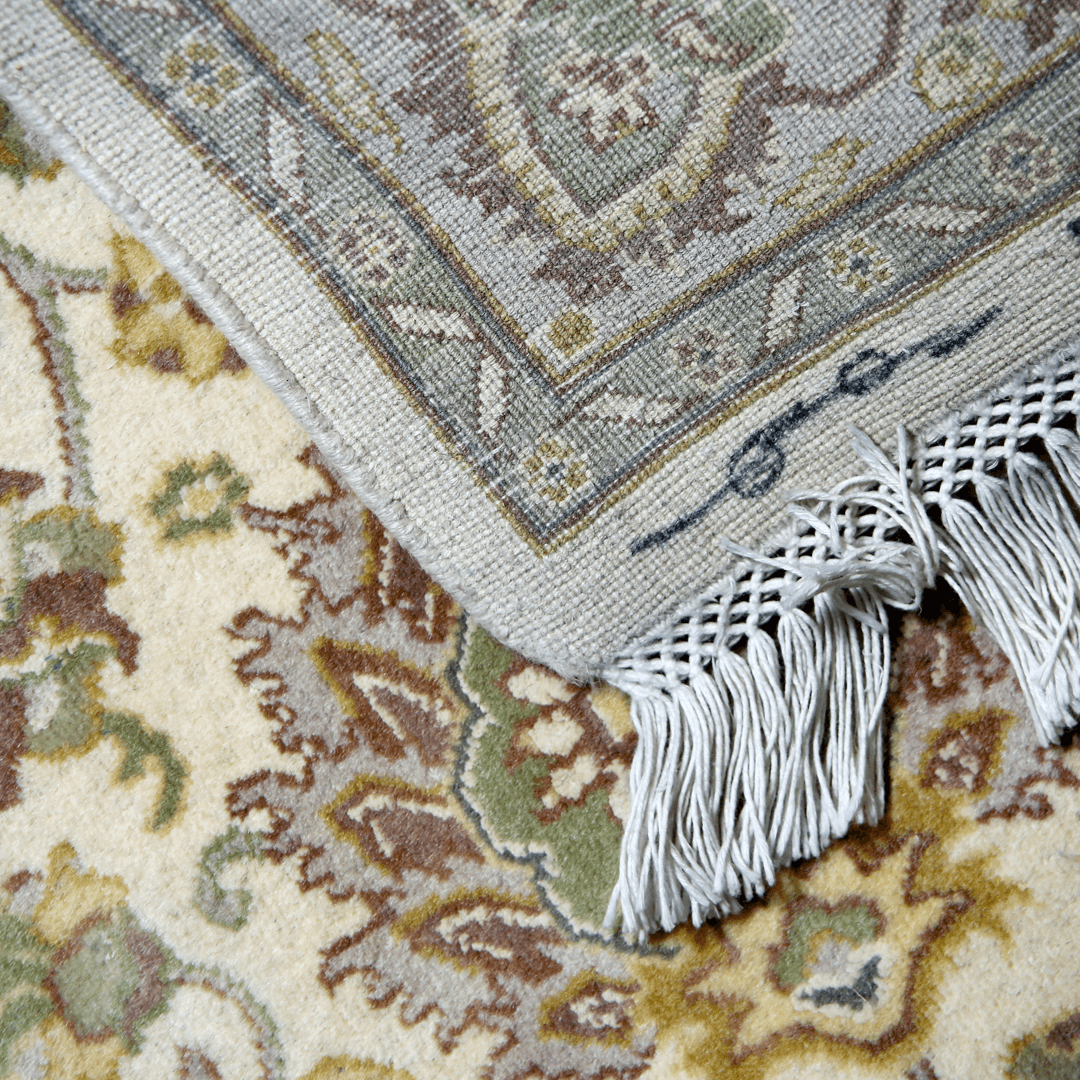 Handknotted Rug 4x6 ft