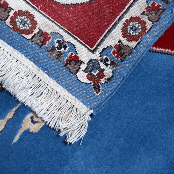 Akbar Badsha Handknotted Silk Pictorial Rug 3x5 Ft