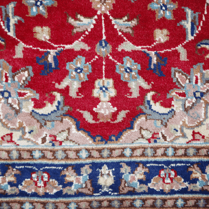 Handknotted Silk Rug 2.5x4 Ft