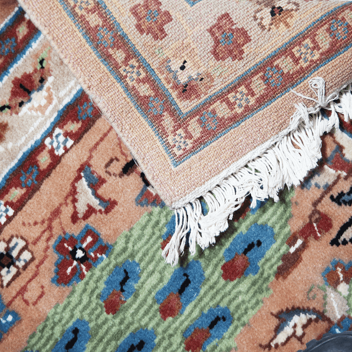 Handknotted Silk Pictorial Rug 2.5x4 Ft