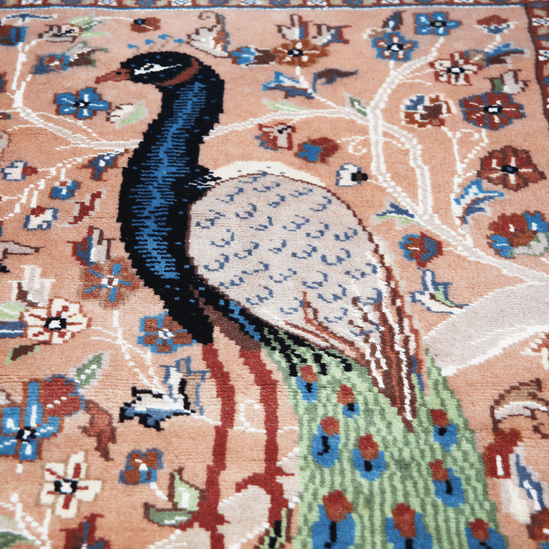 Handknotted Silk Pictorial Rug 2.5x4 Ft