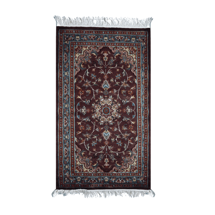 Handknotted Silk Rug 2.5x4 Ft