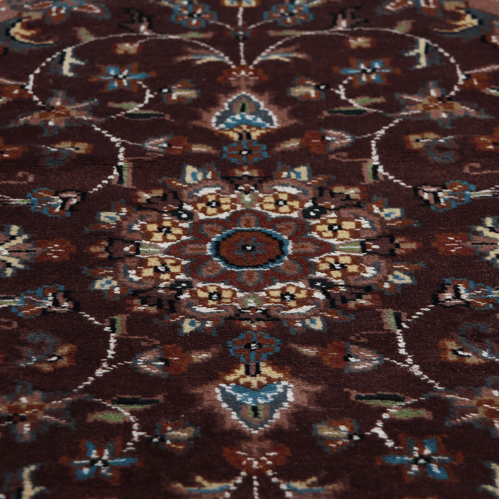 Handknotted Silk Rug 2.5x4 Ft