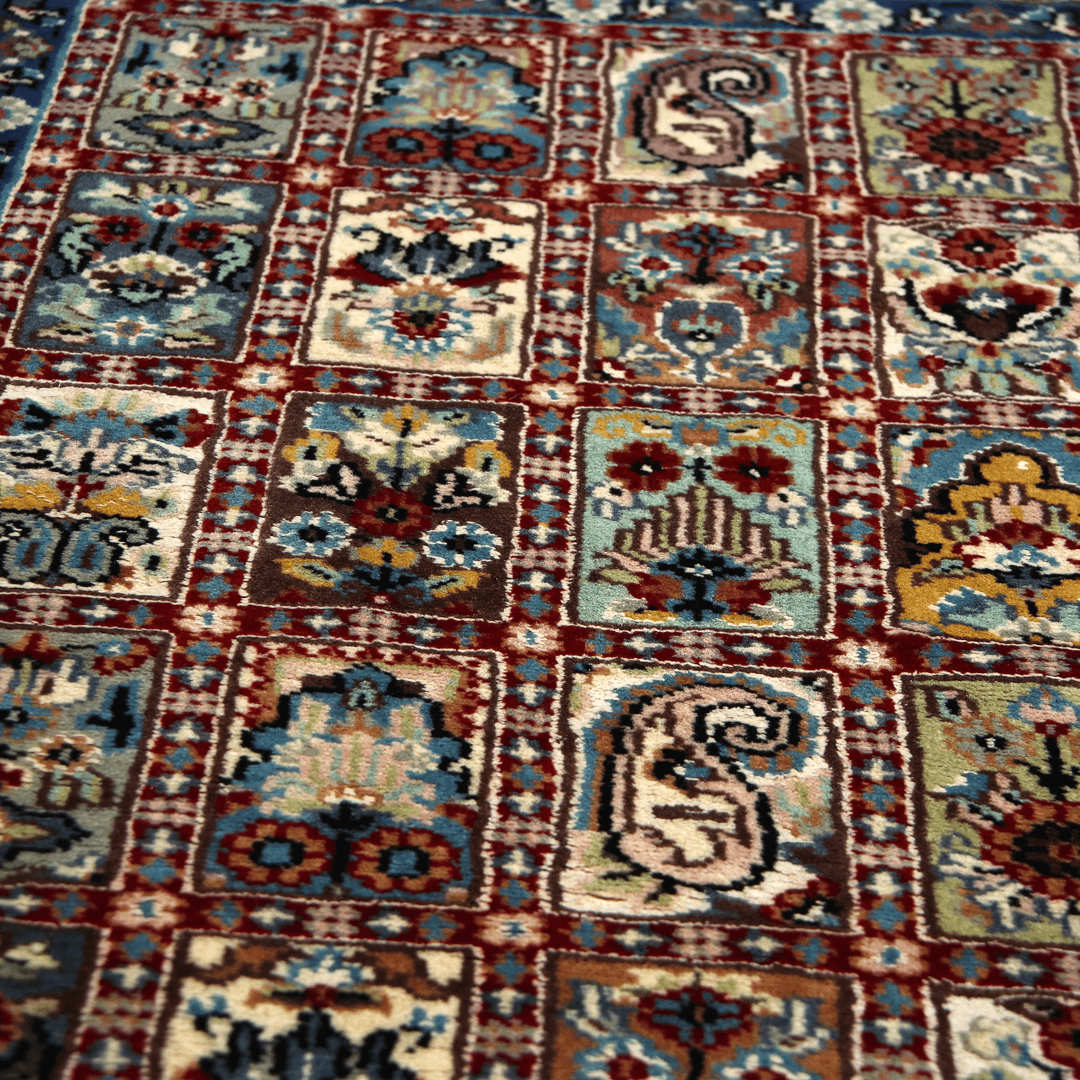 Handknotted Silk Pictorial Rug  2x3 Ft